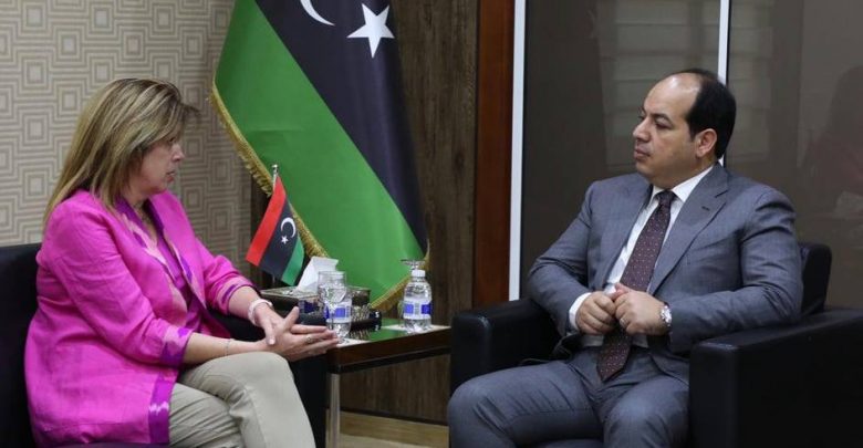 معيتيق يلتقي نائبة المبعوث الأممي لليبيا admin