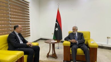 سيالة يستقبل الوفد المصري ويبحث معه ترتيبات إعادة افتتاح السفارة المصرية في طرابلس .