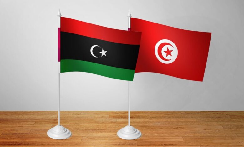 سفارة الجمهورية التونسية في ليبيا تنهي الترتيبات المستوجبة لترحيل دفعة تتكون من 76 شابا تونسيا 1 البنك التونسي يحث على تسهيل دخول الليبيين