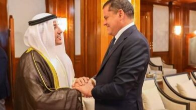 رئيس حكومة الوحدة الوطنية يلتقي وزير الخارجية الكويتي