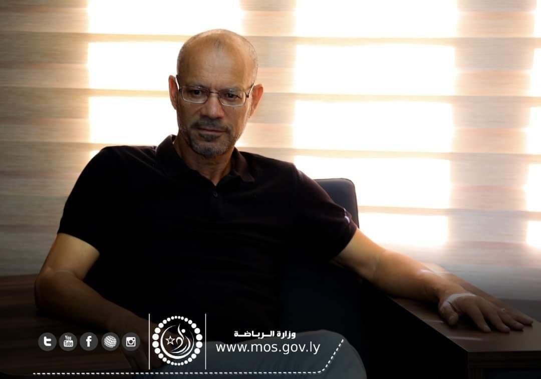 وزارة الرياضة تكرم بطلة العرب اللاعبة رتاج السائح