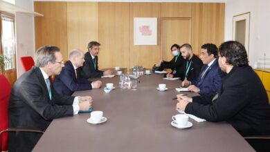 مباحثات ليبية ألمانية في بروكسل المنفي يلتقي المستشار الألماني .