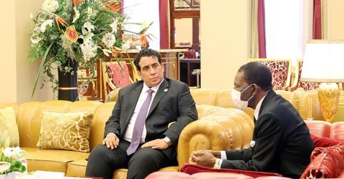 رئيس غينيا الاستوائية يؤكد على أهمية عودة ليبيا لمكانتها في الاتحاد الإفريقي