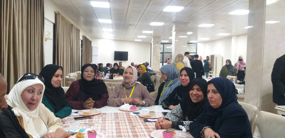 بحظور الوزير، مصلحة التَّفتيش والتَّوجيه التَّربوي يشاركون نزلاء دَار الْوفاء لِرعاية العَجزة والمُسنِّين بِطرابلس مأدبة إفطارهم