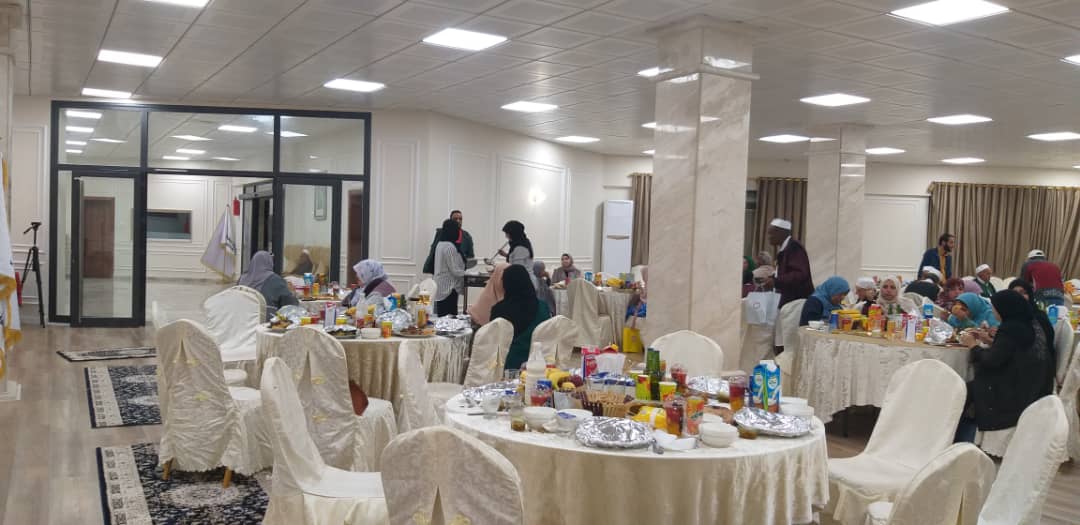 بحظور الوزير، مصلحة التَّفتيش والتَّوجيه التَّربوي يشاركون نزلاء دَار الْوفاء لِرعاية العَجزة والمُسنِّين بِطرابلس مأدبة إفطارهم