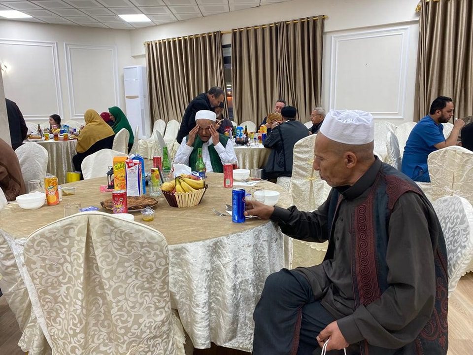 بحظور الوزير، مصلحة التَّفتيش والتَّوجيه التَّربوي يشاركون نزلاء دَار الْوفاء لِرعاية العَجزة والمُسنِّين بِطرابلس مأدبة إفطارهم