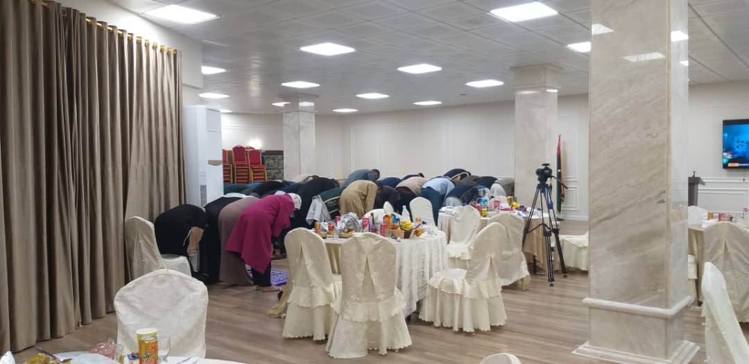 بحظور الوزير، مصلحة التَّفتيش والتَّوجيه التَّربوي يشاركون نزلاء دَار الْوفاء لِرعاية العَجزة والمُسنِّين بِطرابلس مأدبة إفطارهم