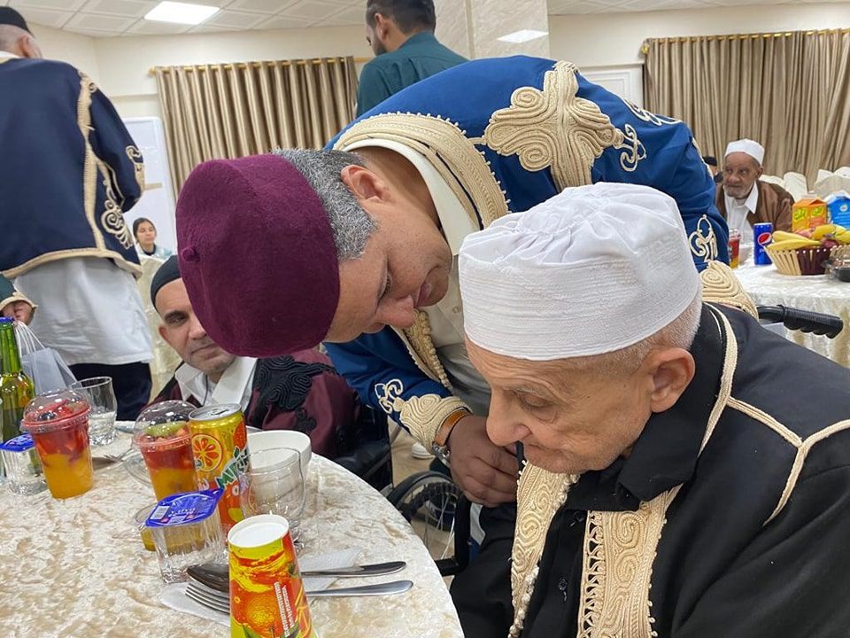 بحظور الوزير، مصلحة التَّفتيش والتَّوجيه التَّربوي يشاركون نزلاء دَار الْوفاء لِرعاية العَجزة والمُسنِّين بِطرابلس مأدبة إفطارهم