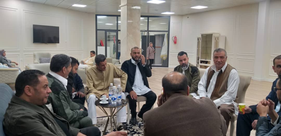 بحظور الوزير، مصلحة التَّفتيش والتَّوجيه التَّربوي يشاركون نزلاء دَار الْوفاء لِرعاية العَجزة والمُسنِّين بِطرابلس مأدبة إفطارهم