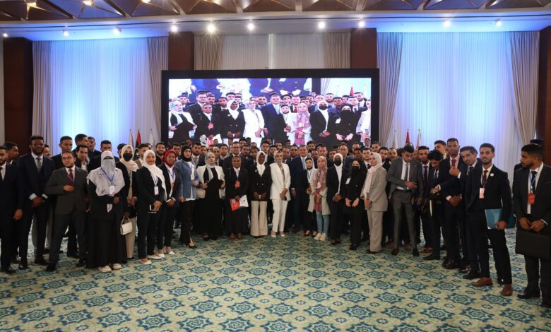 برلمان الشباب يعقد جلسته الأولى ويخصصها لملف المحروقات.