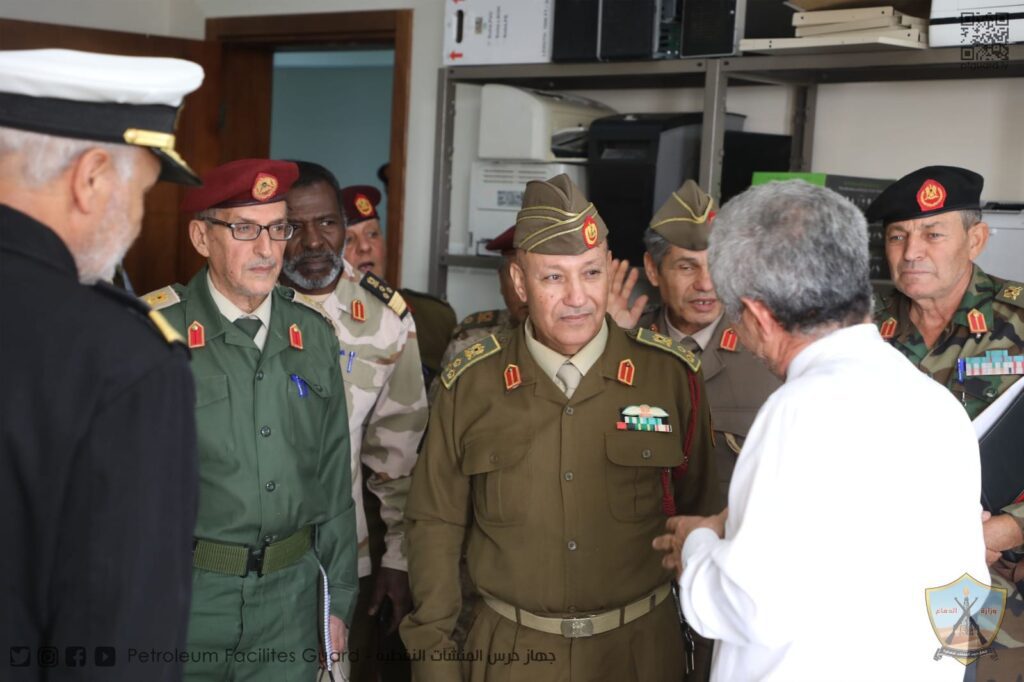 حرس المنشآت النفطية يستضيف اجتماع آمري شعب العمليات بوحدات الجيش الليبي