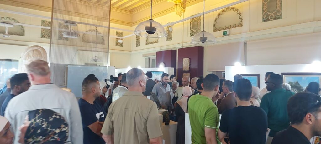 افتتاح المعرض الوطني للفنون التشكيلية "رؤى معاصرة" بمشاركة 96 فنان و104 عمل تشكيلي المعرض الوطني للفنون التشكيلية